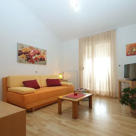 Apartamento Irena 1889 *